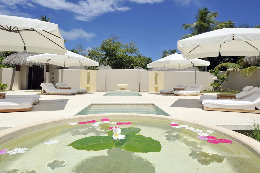 Hotel Ayada Maldives Vaadhoo  Esterno foto