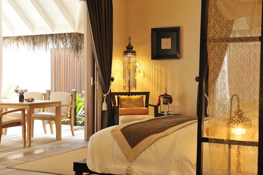 Hotel Ayada Maldives Vaadhoo  Esterno foto